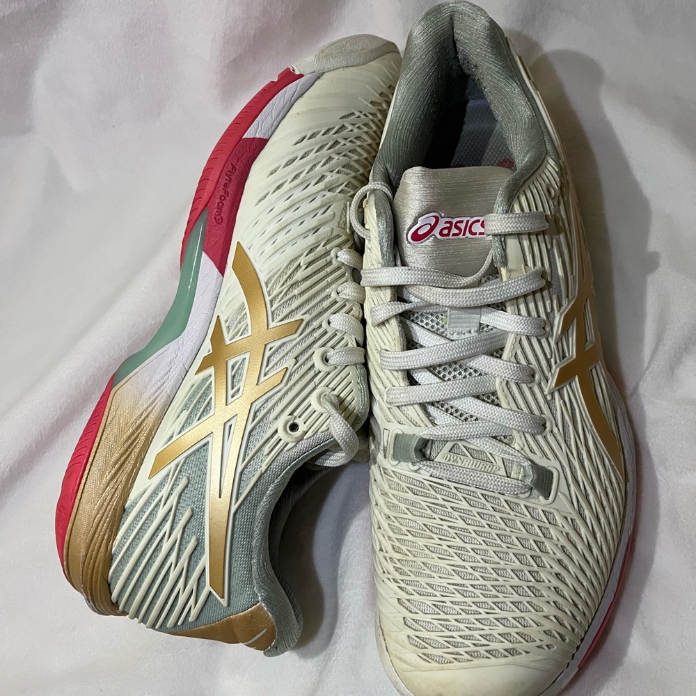 ASICS Limited Edition Solution Speed FF 2 - Gold/White - Size 8.5